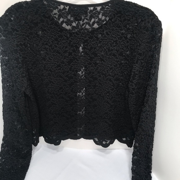 Black lace long sleeve jacket - Picture 3 of 4